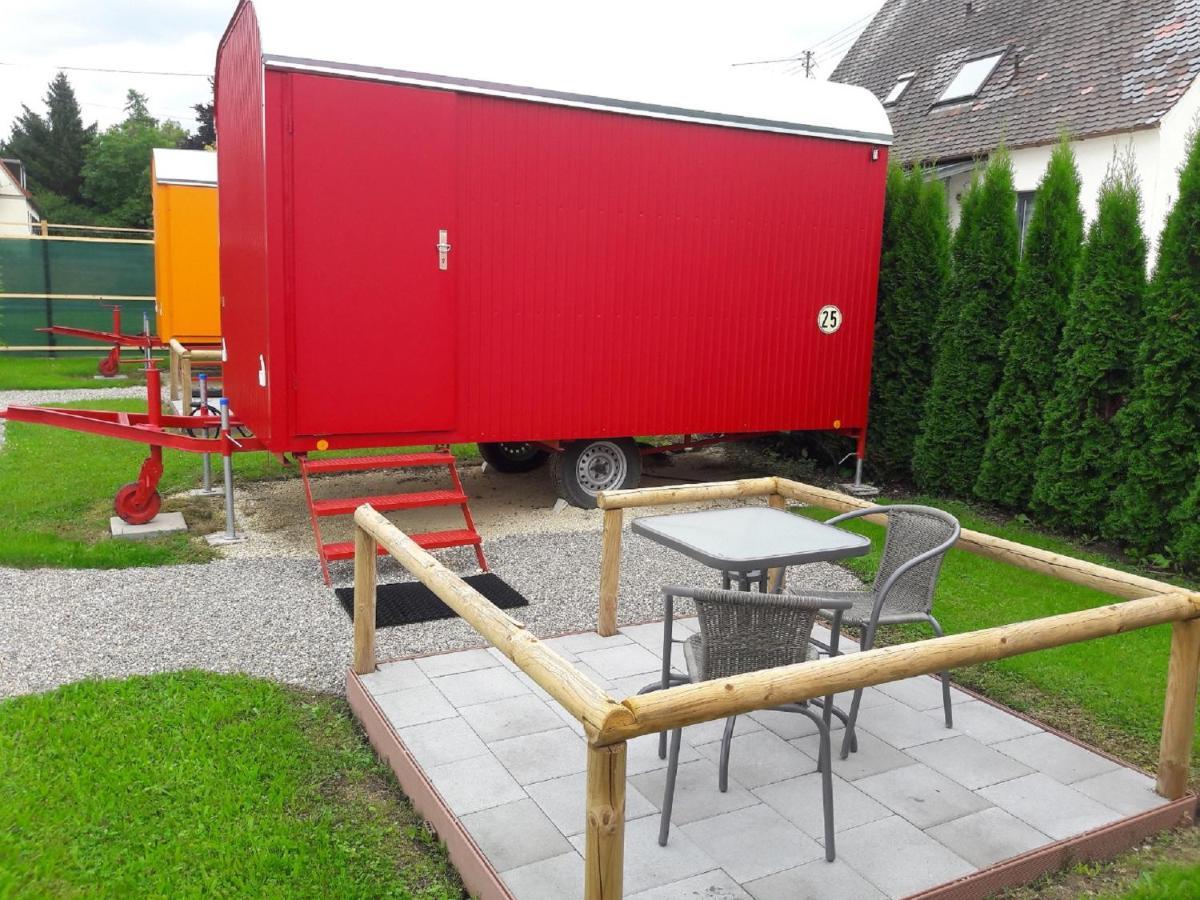 "Nesthocker" Cafe-Snackbar-Pension-Bauwagencamp Offingen Exterior foto